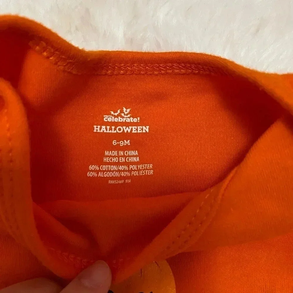 My Very First Thanksgiving Carters 6-9 months unisex onesie & cutest pumpkin